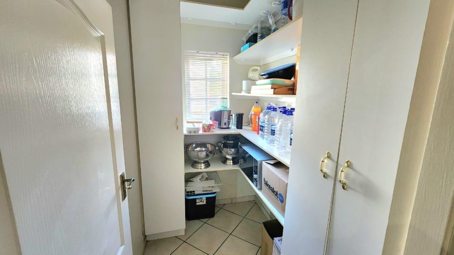 4 Bedroom Property for Sale in Cashan North West